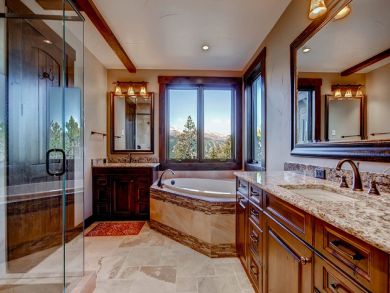 Mountain Luxury Ski Home with Great Kitchen